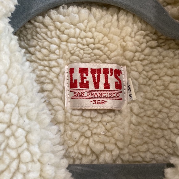 Levi’s Vintage Sherpa Denim Jacket | Size 36R - Picture 2 of 14